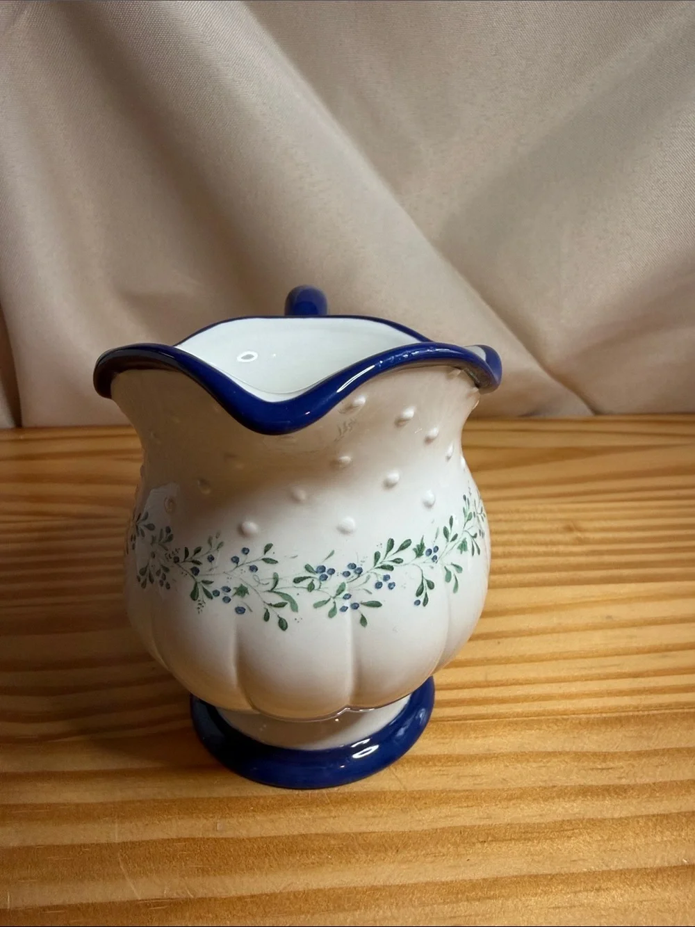 Demdaco Woodsong Blueberry Cottage Sugar and Creamer Set NIB